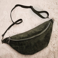 Lade das Bild in den Galerie-Viewer, Crossbody bag Cord