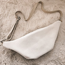 Lade das Bild in den Galerie-Viewer, Crossbody bag Cord
