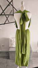 Lade das Bild in den Galerie-Viewer, Jumpsuit zum Binden
