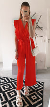 Lade das Bild in den Galerie-Viewer, Jumpsuit &lt;br&gt; versch. Farben
