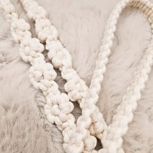 Lade das Bild in den Galerie-Viewer, Handykette &quot;boho&quot; &lt;br&gt; versch. Farben
