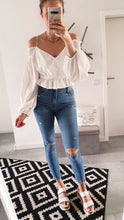 Lade das Bild in den Galerie-Viewer, Cropped Bluse
