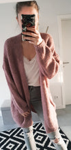 Lade das Bild in den Galerie-Viewer, Strickjacke &quot;cozy&quot; &lt;br&gt; versch. Farben
